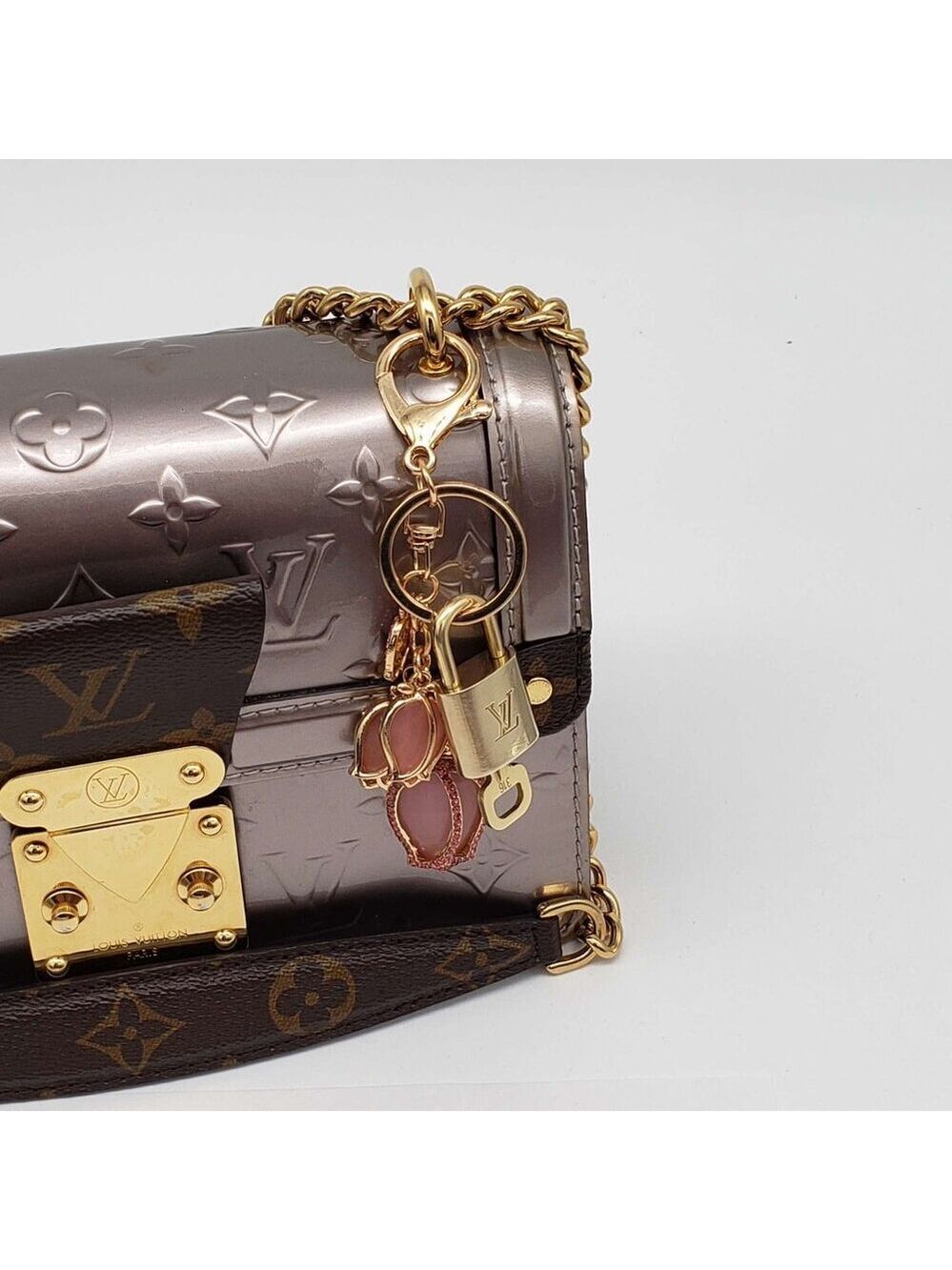 LV Authentic Gold Padlock 🔒 Key Set w/ Unbranded Flower Keychain Charm - Picture 7 of 7